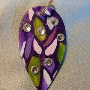 HAND CRAFTED PENDANT